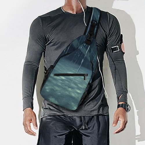 Mochila tipo bandolera blanca para deporte y senderismo miniatura 2