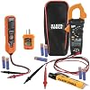 Kit de prueba de voltaje Klein Tools CL120VP con pinza amperimétrica, tres probadores, puntas de prueba, bolsa y baterías 2