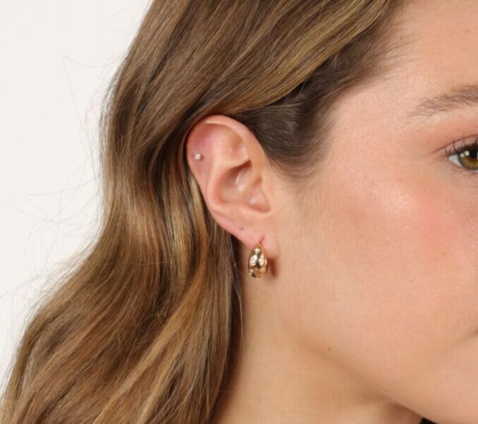 Lavari Jewelers Lab Grown Diamond Chunky Hoop Earrings for Women - 18k Yellow Gold Plated Sterling Silver Celestial Star Earrings for Her (F-G, VS1-VS2, 0.09 cttw) Hypoallergenic Snap-In Hinged Hoops3