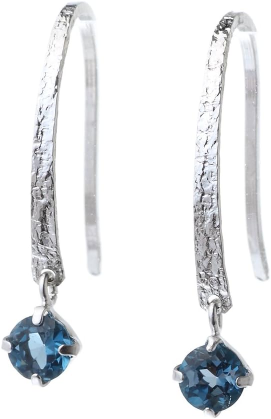 K18YG フラワーデザイン スタッドオニキスピアス K18YG フラワーデザイン スタッドオニキスピアス K18YG フラワー