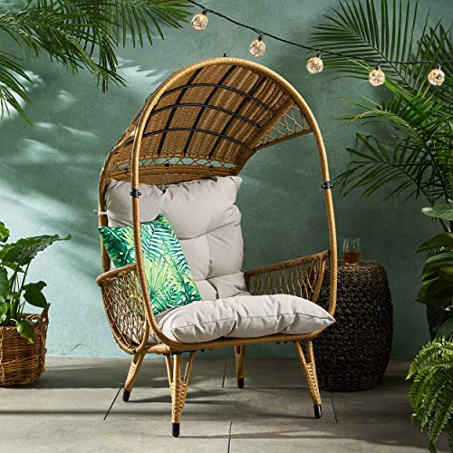 Luxury Outdoor Wicker Lounge Chair