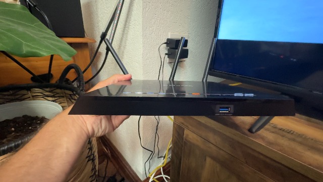 Watch Ruter Watch NightHawk Router Review In 60 Seconds! on Amazon Live
