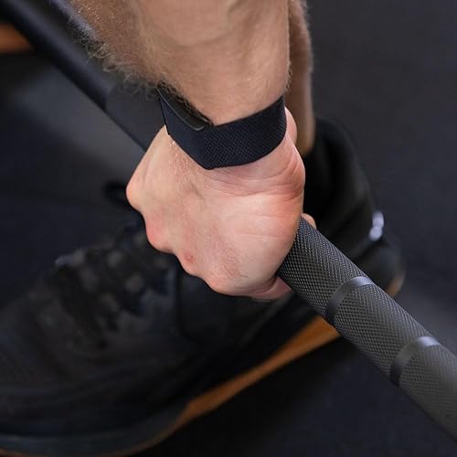 Miniatura 6 de Titan Fitness Black Cerakote - Barra olímpica de la serie TITAN de 44.1 lbs y 1.122 in, hecha en Estados Unidos, con clasificación de 1,500 libras,