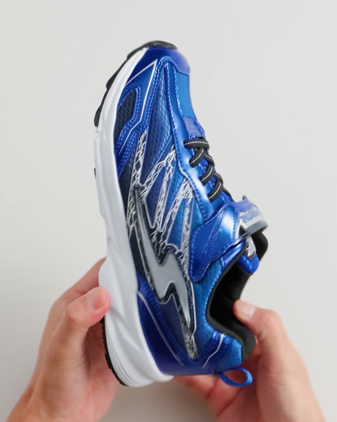 スリーピング・ジョニーフィッシュ/流れ星の日 オリコンニュース - FM NACK5 79.5MHz（エフエムナックファイブ）