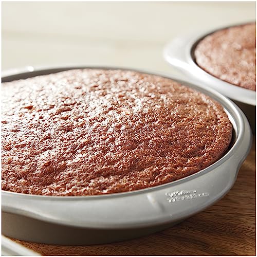 Wilton 9-Inch Round Pan