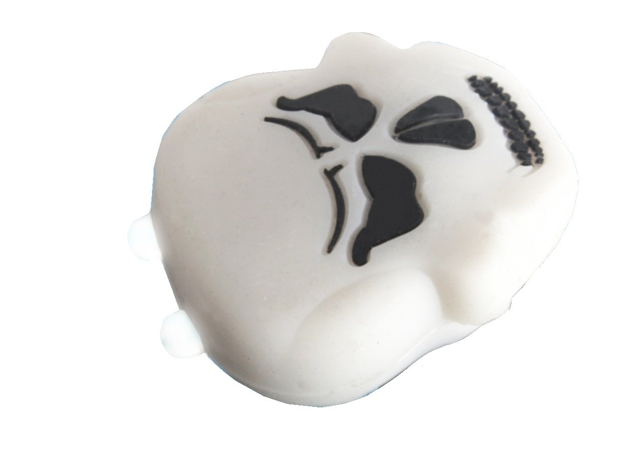 Clean Motion Skull Boogie Bug, White