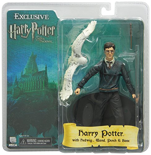 HARRY POTTER Comic Con Exclusive with Hedwig, Perch, and Base