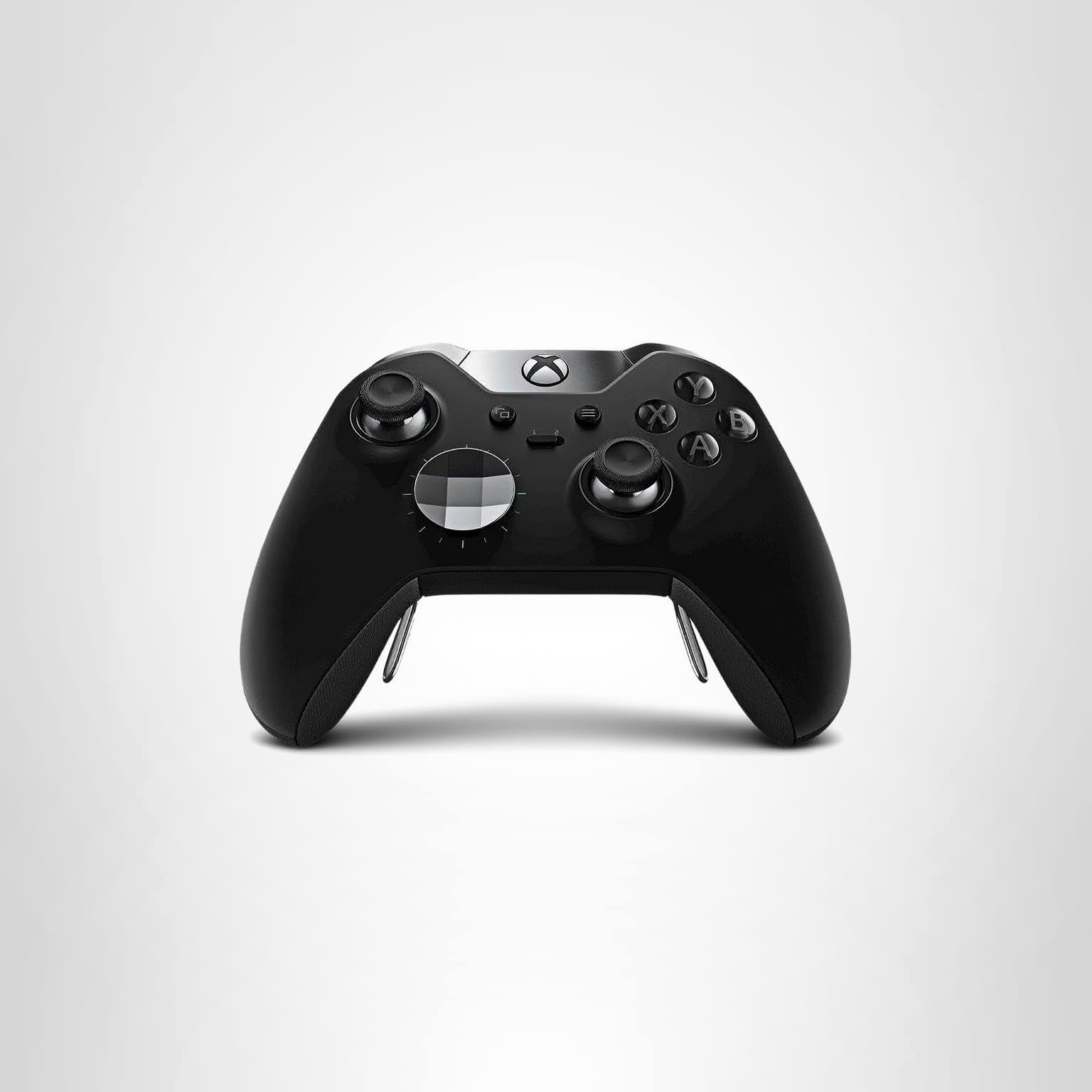 Amazon.com: Microsoft Elite Series 2 Controller - Starter Bundle