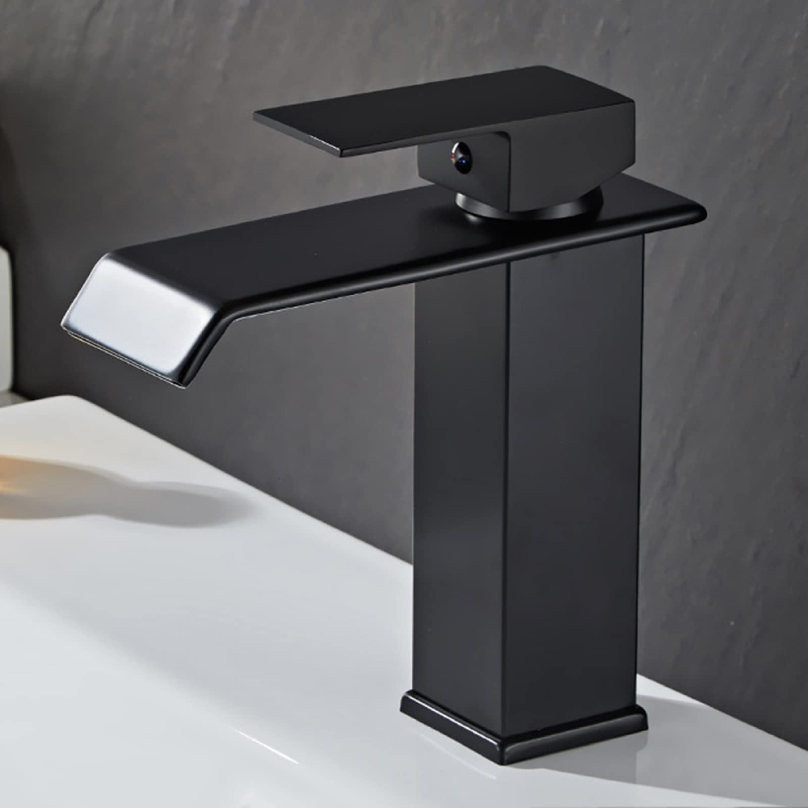 Robinet de salle de bain cascade noir mitigeur en acier inoxydable