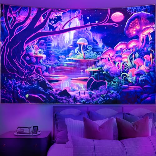 Cyiecw Tapisserie Murale Aesthetic, Lumière Noire Réactive Aux UV, Champignon Plantes Fluorescentes Forêt Psychédélique, Tissu Décoration Tenture Murale Pour...