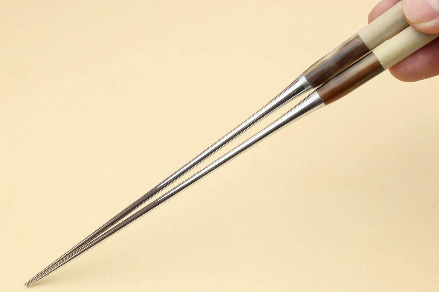 Yoshihiro Moribashi baguettes à Sushi japonais traditionnel Garnissage en plaqué-Pince Chef Magnolia poignée 7 l (180 mm