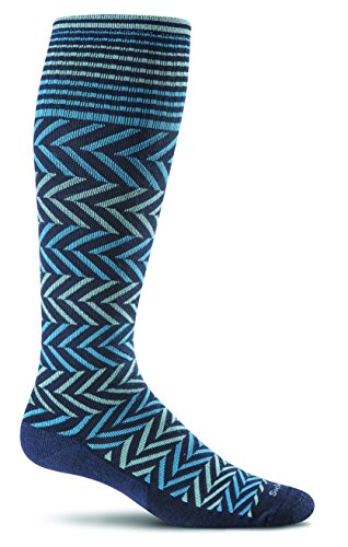 Sockwell Women's Chevron Moderate Graduated Compression Sock, Navy - M/L