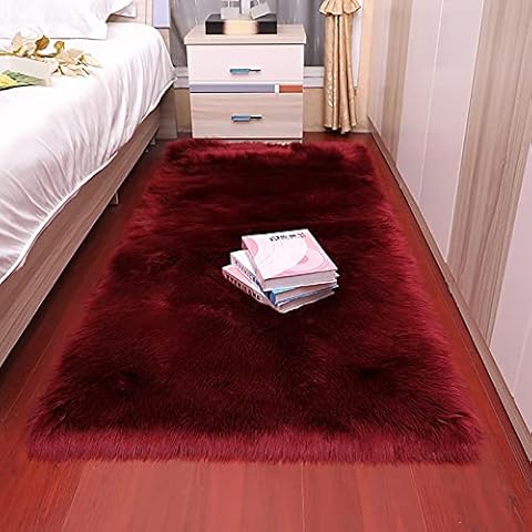 XIANGYUNLAI Faux Sheepskin Fur Wine Red Rug Ultra Soft Shaggy Deep Red Area Rugs for Bedroom, Living Room, Sofa, Chair Couch Cover, Bedside Plush Floor Mat,1.5x1.5ft/45x45cm Cover