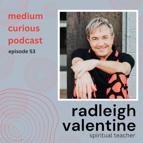 Angels and Oracles with Radleigh Valentine! Podcast Por arte de portada
