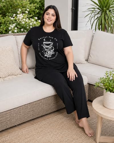 Image of In Love Women's Printed Cotton Plus Size Longline T-Shirt with Pockets | Cotton fabric - soft longline T-shirt with easy plus-size fit