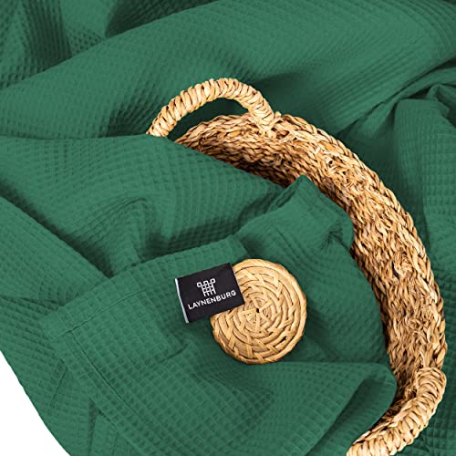 LAYNENBURG Manta para Sofá Verano 150 x 200 cm - Waffle Pique 100% Algodón - cocha Ligera de Verano - Manta de algodón como Manta de Cama, de sofá - Manta de sofá aireada (Verde Oscuro) - imagen 4
