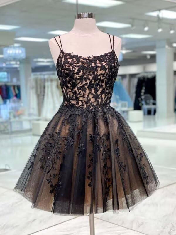 GARDOM Gothic Black Spaghetti Straps Tulle Homecoming Dresses 2025 Short Lace Appliques Prom Dresses for Teens Pockets3