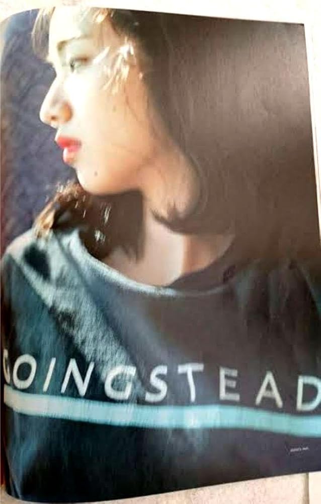 Amazon.co.jp: 小松菜奈 着用 もしも君が泣くならば Tシャツ GOING