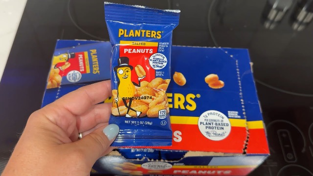Watch Perfect snack sized bags for on the go! on Amazon Live