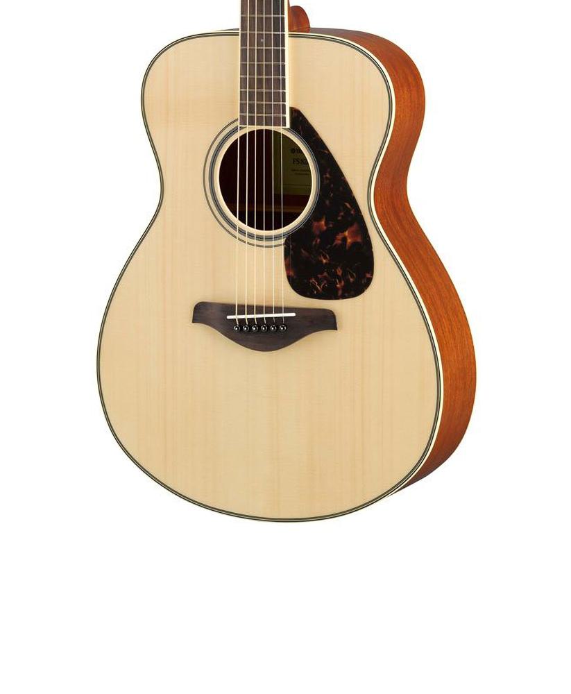Amazon.com: Yamaha FS820 Small Body Solid Top Acoustic Guitar