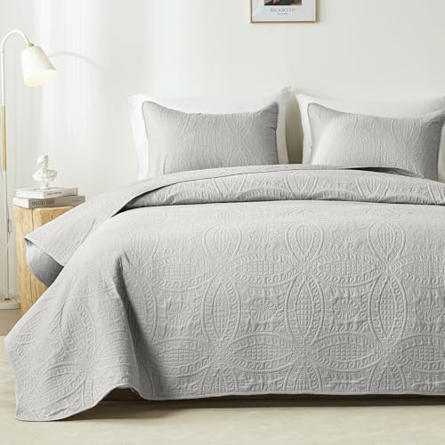 akkialla Twin Quilt Bedding Set,Light Grey Ultrasonic Quilt Set,Lightweight Soft Bedspread Coverlet,Modern Style Coin Pattern Bed Cover for All Seasons,2 Piece(1 Quilt,1 Pillow Sham)