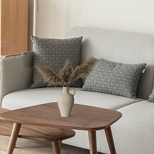 Décoration d'intérieur pour étagère et centre de table avec vase blanc