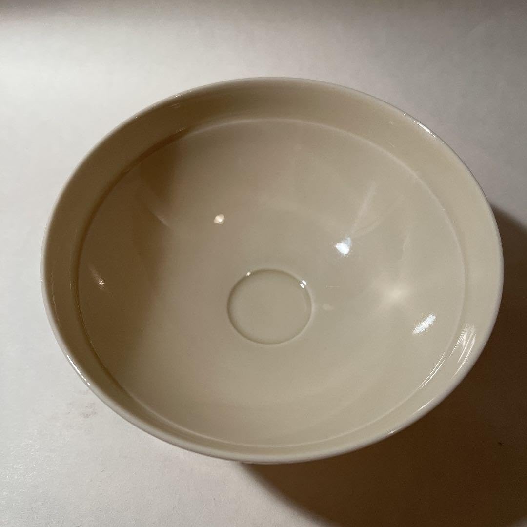 白磁茶碗　二代　諏訪蘇山 1004212850_5f79c002bad91.jpg