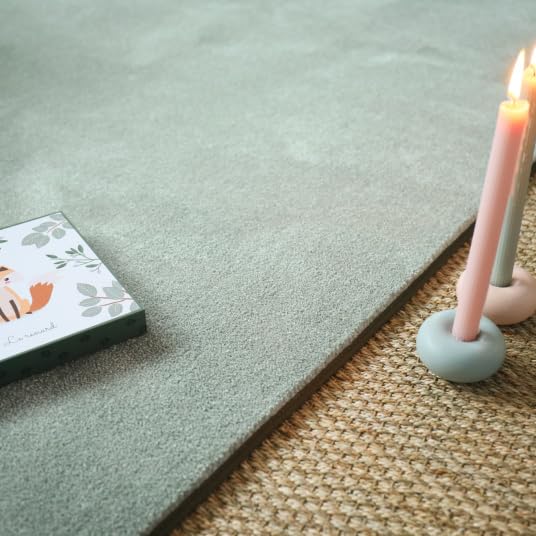Decoweb Tapis Doux - Hypnose Vert Sauge - Galon Vert Olive - 200 x 290 cm