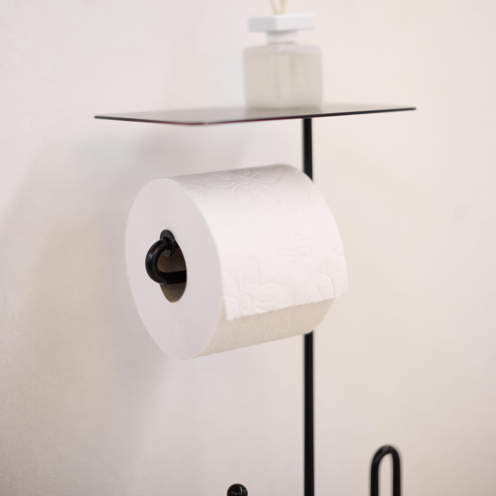 YBBS 4-in-1 WC-Set – Freistehender Toilettenpapierhalter mit integrierter Bürste und Reserverollenhalter, modernes Design, 100% Made in Austria (Graphitschwarz)