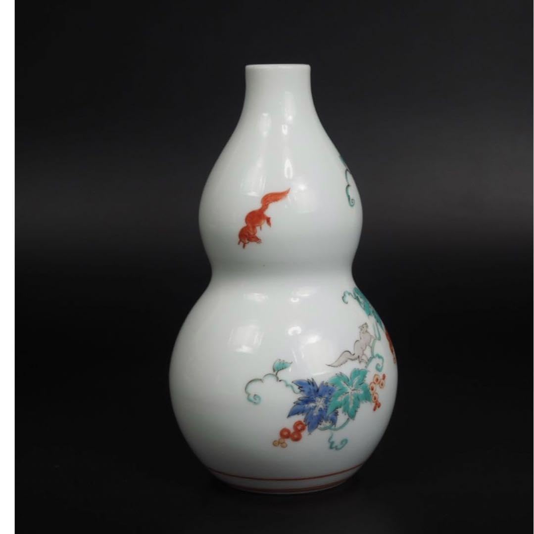 Amazon.co.jp: 人間国宝14代酒井田柿右衛門作 一輪生 高さ17cm 完品 