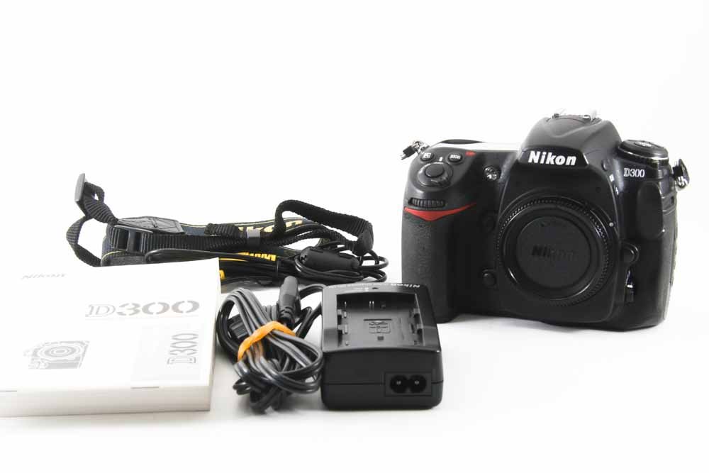 ★撮影枚数9,128枚・美品★Nikon ニコン D300 ボディ #19539 ☆撮影枚数9,128枚・美品☆Nikon ニコン D300 ボディ #19539