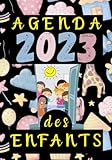 Agenda des Enfants 2023, Une page par Semaine Trois Souvenirs par Mois, Test de Jeux et Jouets, Dates importantes: Organiseur pour nounou, crèche, éducatrice, maman, maîtresse d'école, etc