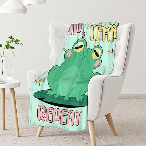 Mercuryelf Frog Throw Blanket - Soft, Fuzzy & Warm - 40x50 Inches Flannel Blankets for Travel, Office - Light Green Funny Throws Gift for Kids