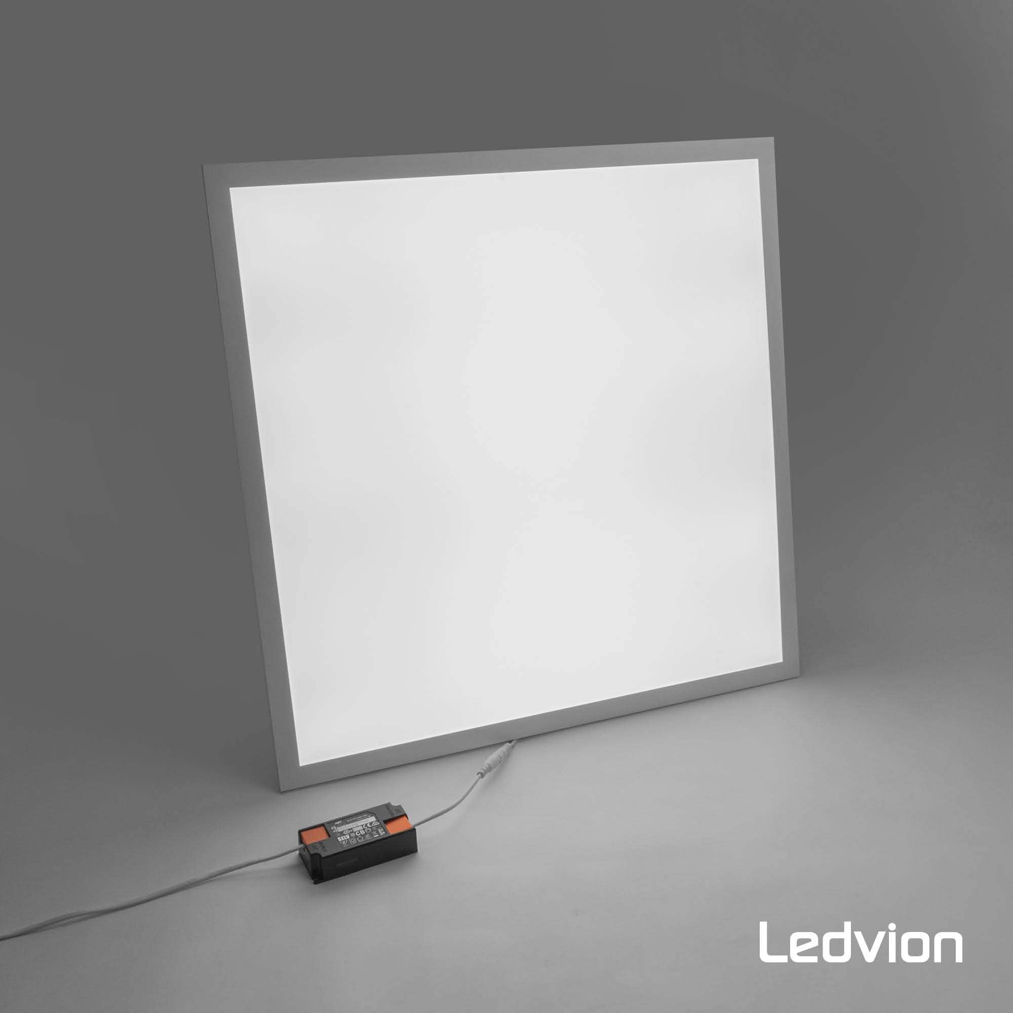 Ledvion LED Panel 60x60cm 36W 4000K UGR <22 Dimmbar