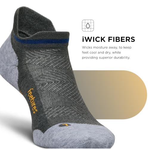 Image of Feetures Elite Golf Max Cushion Tab Ankle Socks - Sport Sock with Targeted Compression
