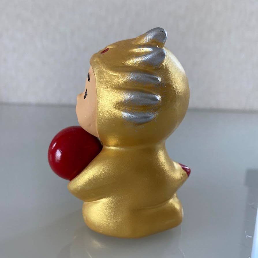 オモチャ【置物】 Amazon.co.jp: 龍の置物 風水 龍 置物 金 開運祈願 玄関龍 金運