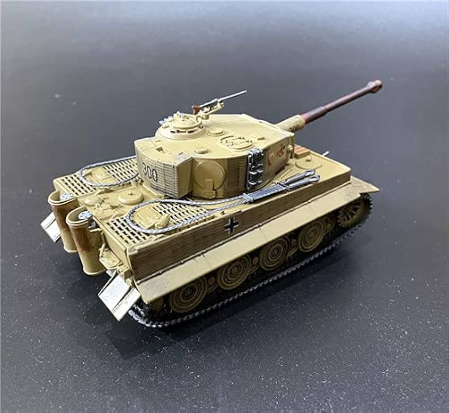 Amazon | CORGI 1/50 完成品 ソ連 Panzerkampfwagen VI Tiger II King