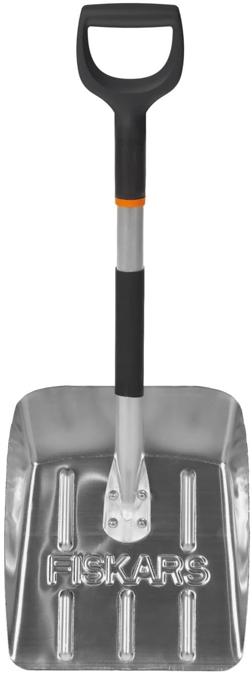 Fiskars Car Snow Shovel, Length: 63 cm, Fibreglass-reinforced Plastic with Aluminium Edge, White, SnowXpert