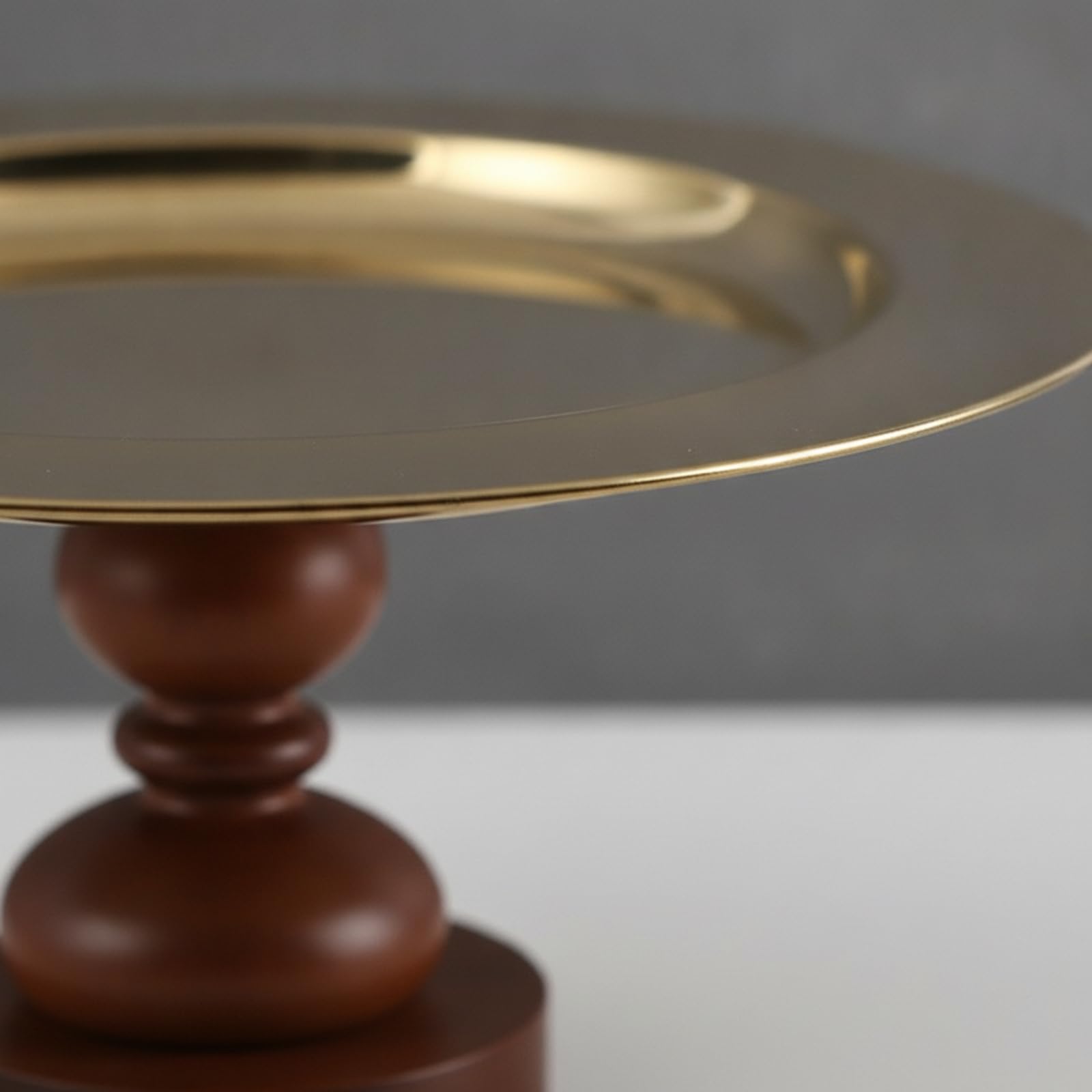Alzatina con Base in Legno Decorativo