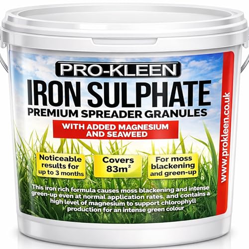 Pro-Kleen Iron Sulphate Spreader Granules 2.5kg - No Mixing Ready to Use Covers up to 83m2 - With added Magnesium and Seaweed - Ferrous Sulphate - Fast Acting Grass Greening Fertiliser