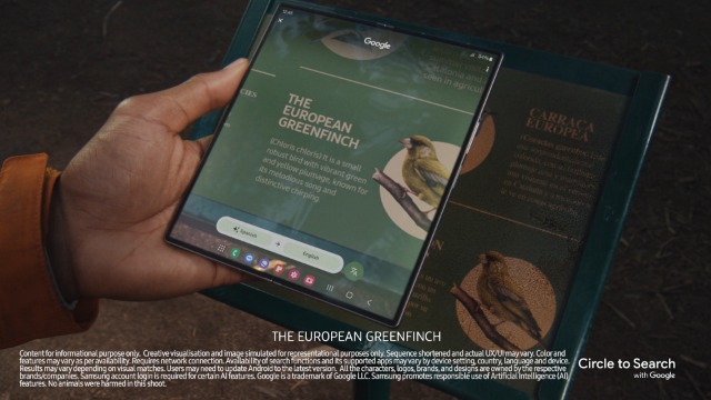 Samsung Galaxy Z Fold6 5G Smartphone with Galaxy AI (Silver Shadow