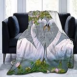 Características del producto: ultraligero, suave, cómodo, cálido, duradero y portátil.Diseño de moda: el diseño reversible de doble cara le brinda una suavidad diferente, lo que hace que su sueño sea más suave, mientras que el otro lado es más suave. Proporciona una variedad de patrones para combinar fácilmente con diferentes decoraciones de habitaciones.