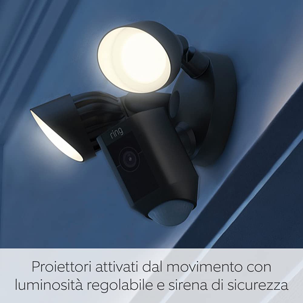 Ring videocamera Plus con proiettori cablata (Floodlight Cam Wired Plus) | Telecamera di sorveglianza wifi per esterno con HD video, audio bidirezionale e sirena | Ring Home: 30 gg. prova gratuita