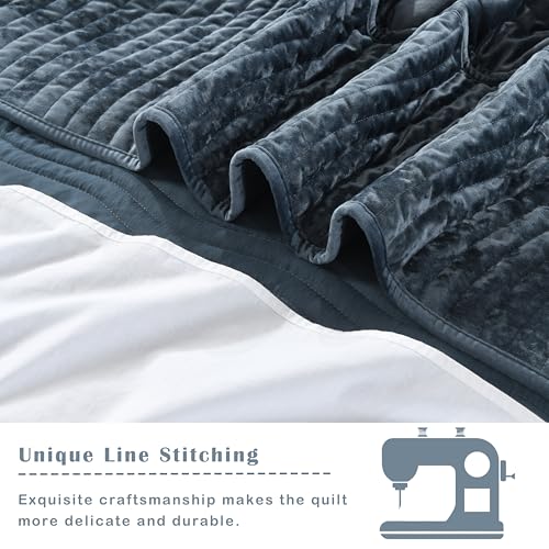 Image of Velvet Oversized King Quilt Set, California King Comforter Set Stormy Blue Bedding Set (118 inch*118 inch) with 2 Pillow Shams, Luxurious Quilt Set,All-Season 3 Pieces