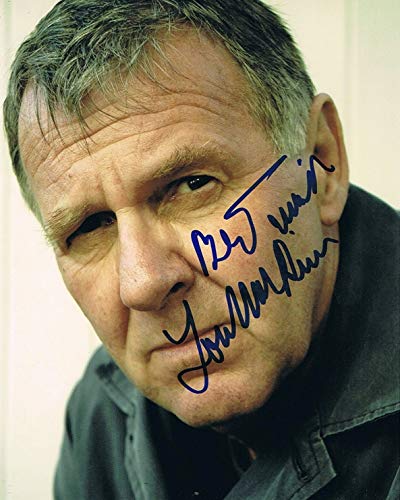 TOM WILKINSON - Michael Clayton AUTOGRAPH Signed 8x10 Photo