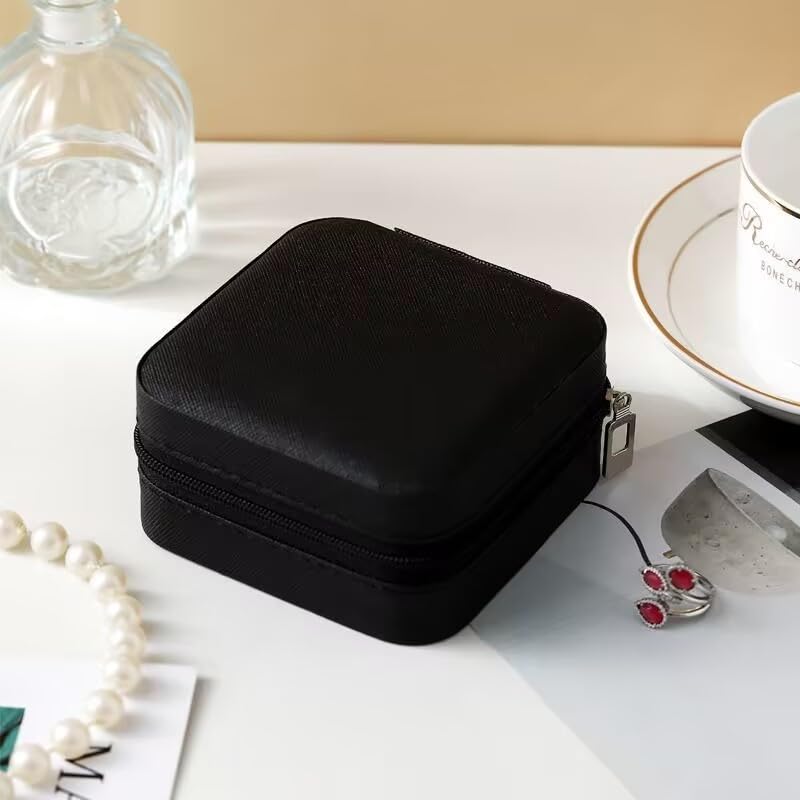 Amarme - Porta Joias Portátil de Viagem com Zíper, Mini Estojo Organizador para Colar, Brincos, Anéis e Pulseiras, Interior em Veludo – Compacto 10×10×5cm – 6 Cores Disponíveis (Preto)