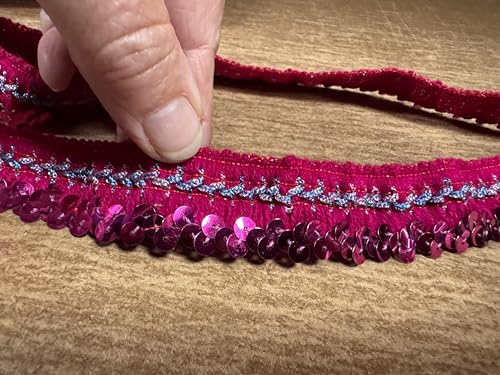 Tessuto elasticizzato ricamato con paillettes, al metro, fucsia