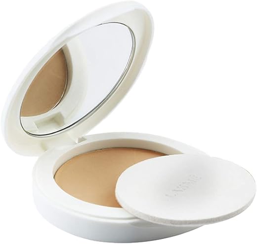 LAKMÉ Perfect Radiance Compact Powder, Ivory Fair 01, 8 Gm Compact Powder With Spf 23 Soothing And Moisturising Compact Smooth Matte Finish
