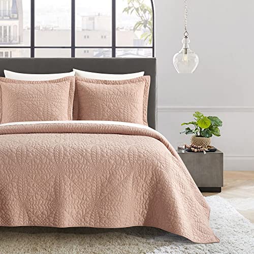 New York & Company Babe 3 Piece Cotton Quilt Set Geometric Floral Pattern Bedding - Pillow Shams Included, King, Blush #TOP4