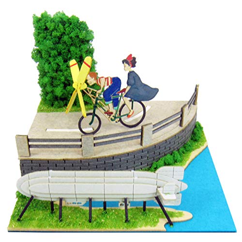 Bicicleta con hélice de Tombo en miniatura para armar una escena Ghibli